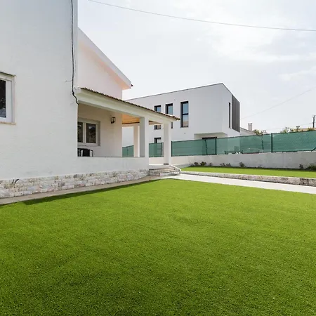 Family - Garden, Bbq And 3 Bedrooms سيسيمبرا