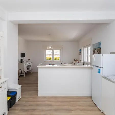 Family - Garden, Bbq And 3 Bedrooms بيت للعطل