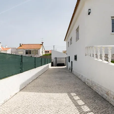 Family - Garden, Bbq And 3 Bedrooms Semesterbostad